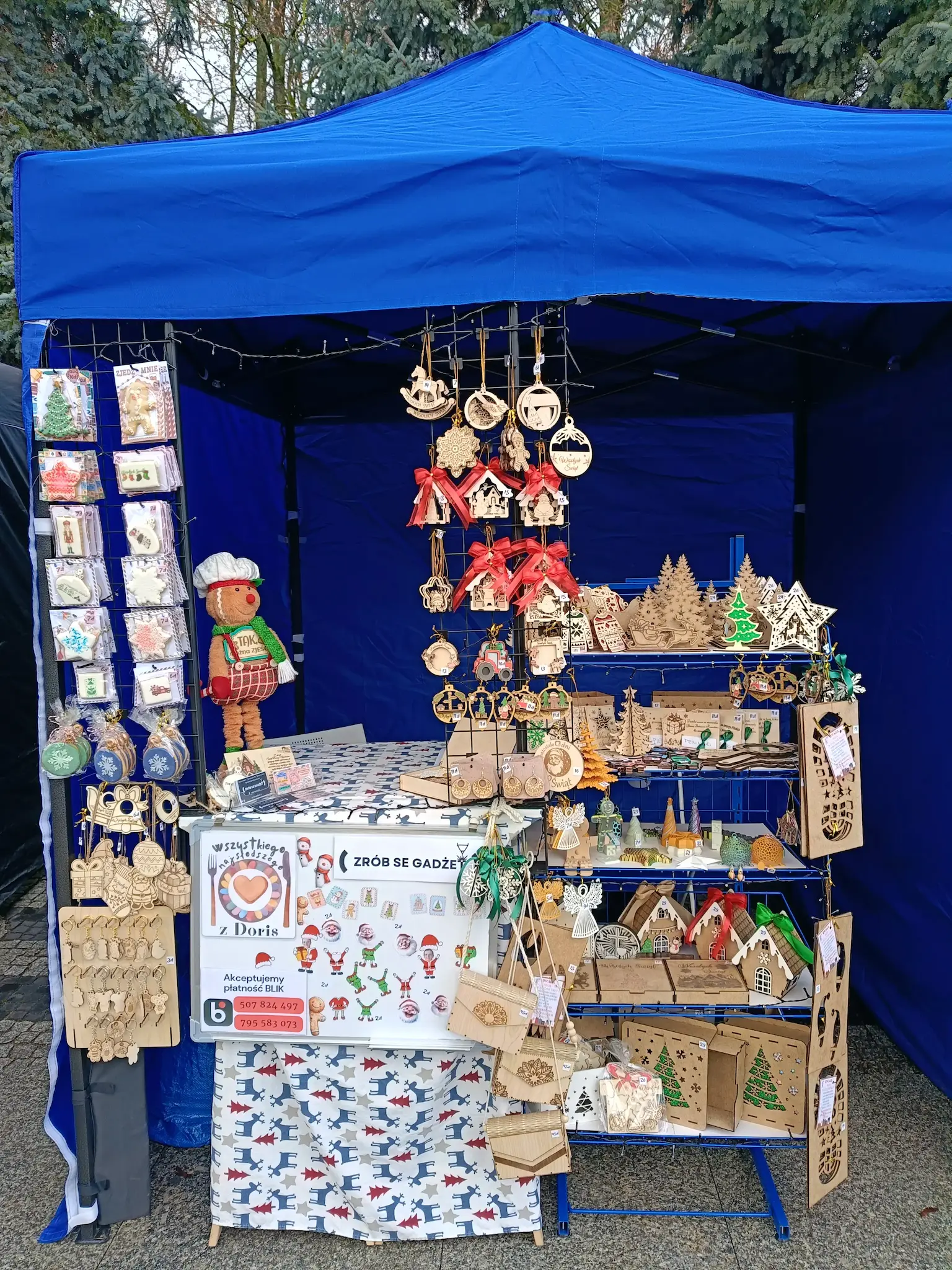 Stoisko Zrób Se Gadżet na jarmarku – produkty grawerowane i dekoracje